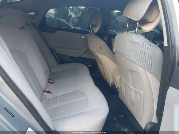 5NPE24AF1HH529949 2017 HYUNDAI SONATA - Image 8