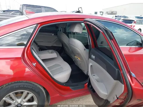 5NPE24AF1HH540501 2017 HYUNDAI SONATA - Image 8