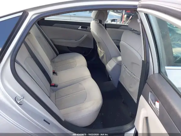 5NPE24AF1HH540952 2017 HYUNDAI SONATA - Image 8
