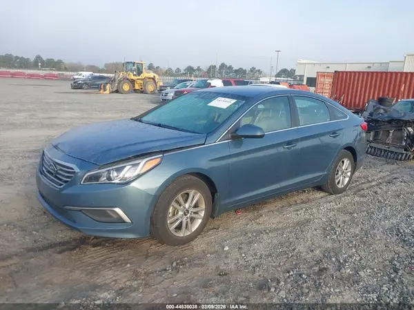 5NPE24AF1HH543186 2017 HYUNDAI SONATA - Image 2