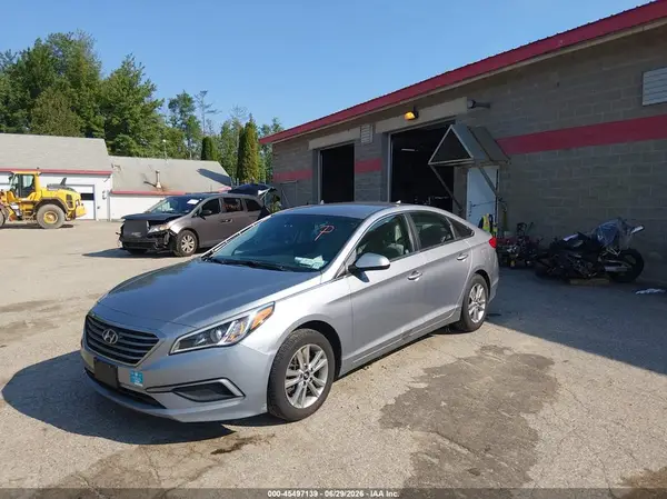 5NPE24AF1HH543964 2017 HYUNDAI SONATA - Image 2
