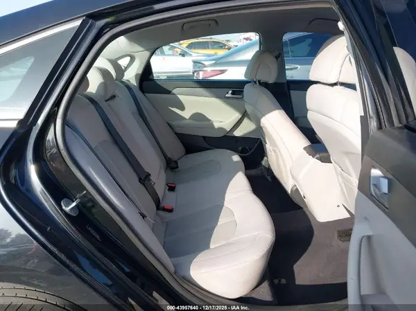 5NPE24AF1HH545665 2017 HYUNDAI SONATA - Image 8