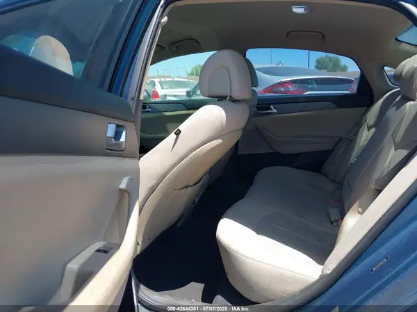 5NPE24AF1HH547206 2017 HYUNDAI SONATA - Image 8