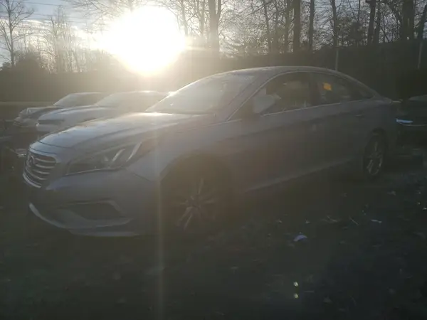 5NPE24AF1HH548579 2017 HYUNDAI SONATA - Image 1