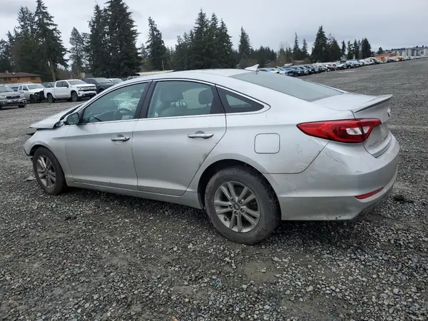 5NPE24AF1HH551062 2017 HYUNDAI SONATA - Image 2