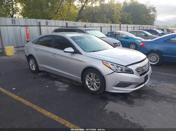 5NPE24AF1HH556407 2017 HYUNDAI SONATA - Image 1