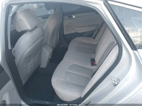 5NPE24AF1HH556407 2017 HYUNDAI SONATA - Image 8