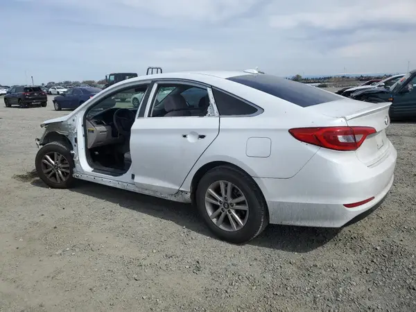 5NPE24AF1HH557346 2017 HYUNDAI SONATA - Image 2