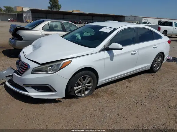 5NPE24AF1HH558187 2017 HYUNDAI SONATA - Image 2
