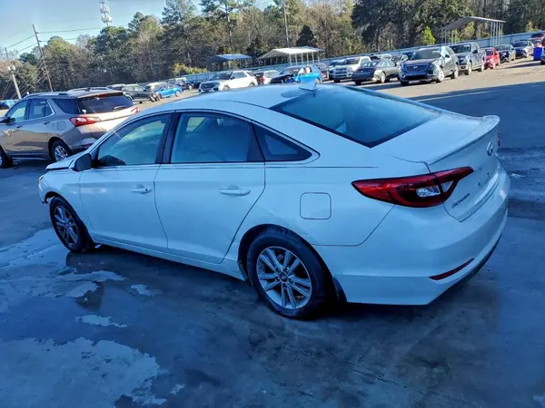 5NPE24AF1HH560358 2017 HYUNDAI SONATA - Image 2
