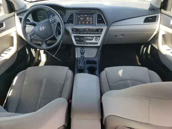 5NPE24AF1HH560621 2017 HYUNDAI SONATA - Image 8