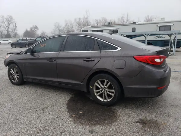 5NPE24AF1HH561168 2017 HYUNDAI SONATA - Image 2