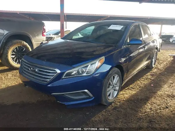 5NPE24AF1HH561560 2017 HYUNDAI SONATA - Image 2