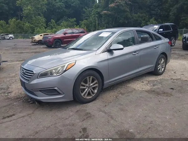 5NPE24AF1HH563759 2017 HYUNDAI SONATA - Image 2