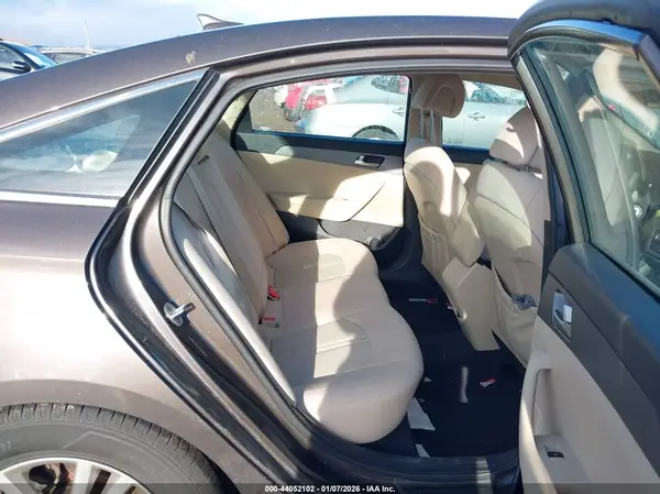 5NPE24AF1HH564409 2017 HYUNDAI SONATA - Image 8