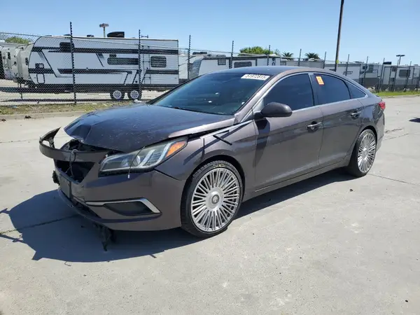 5NPE24AF1HH564426 2017 HYUNDAI SONATA - Image 1