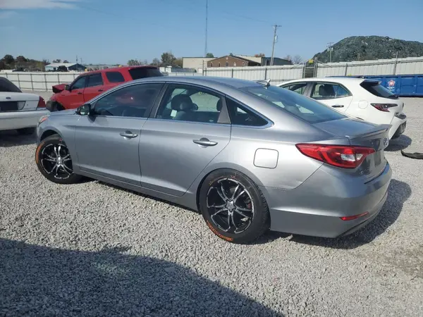 5NPE24AF1HH567844 2017 HYUNDAI SONATA - Image 2
