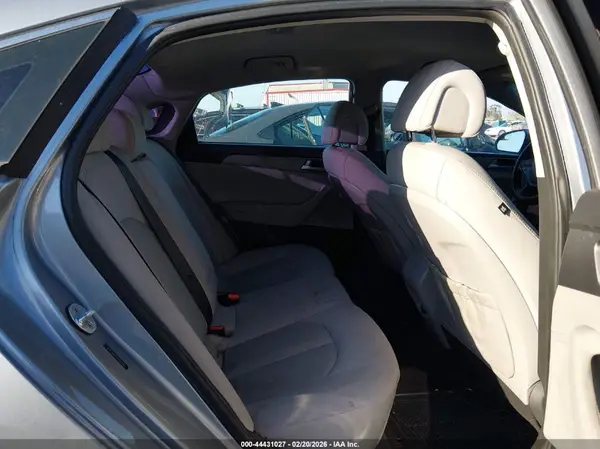 5NPE24AF1HH568248 2017 HYUNDAI SONATA - Image 8