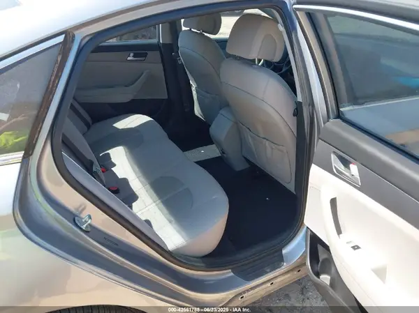 5NPE24AF1HH568279 2017 HYUNDAI SONATA - Image 8