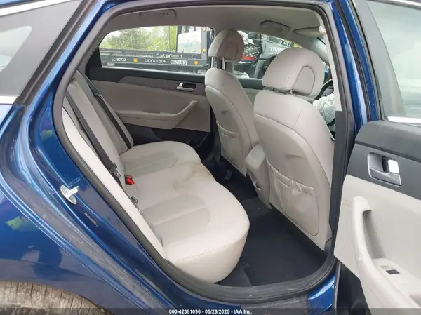 5NPE24AF1HH571635 2017 HYUNDAI SONATA - Image 8