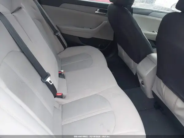 5NPE24AF1HH574180 2017 HYUNDAI SONATA - Image 8