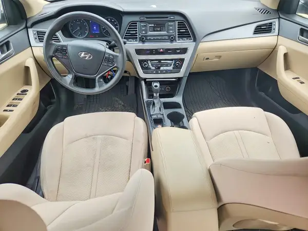 5NPE24AF1HH575278 2017 HYUNDAI SONATA - Image 8