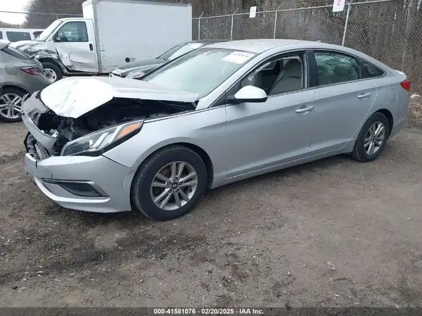 5NPE24AF1HH578231 2017 HYUNDAI SONATA - Image 2