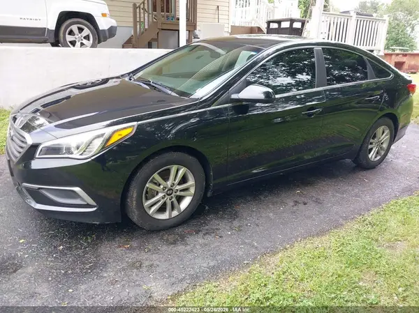 5NPE24AF1HH578813 2017 HYUNDAI SONATA - Image 2