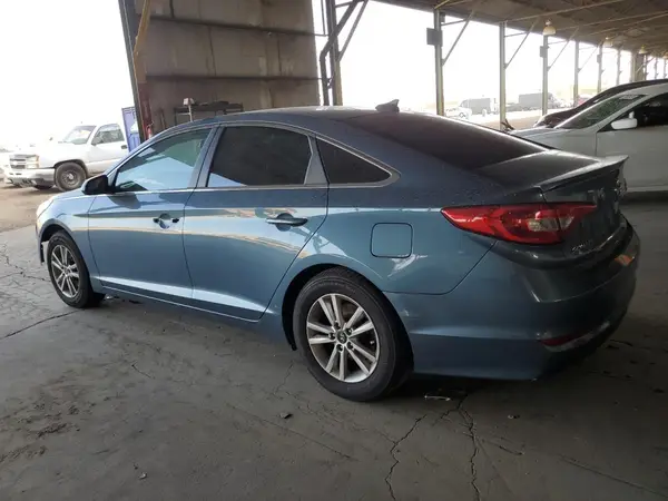 5NPE24AF1HH578911 2017 HYUNDAI SONATA - Image 2