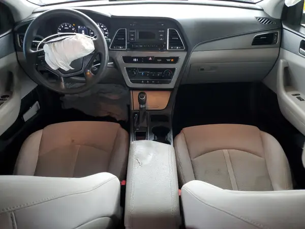 5NPE24AF1HH580528 2017 HYUNDAI SONATA - Image 8