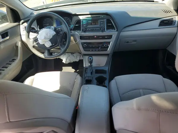 5NPE24AF1HH581081 2017 HYUNDAI SONATA - Image 8
