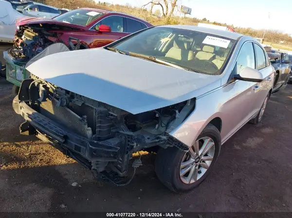 5NPE24AF1HH581470 2017 HYUNDAI SONATA - Image 2
