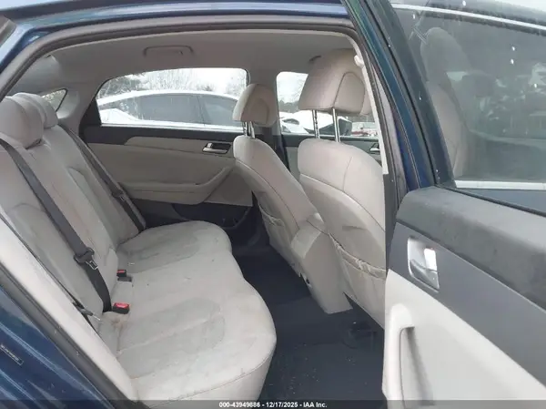 5NPE24AF1HH581520 2017 HYUNDAI SONATA - Image 8