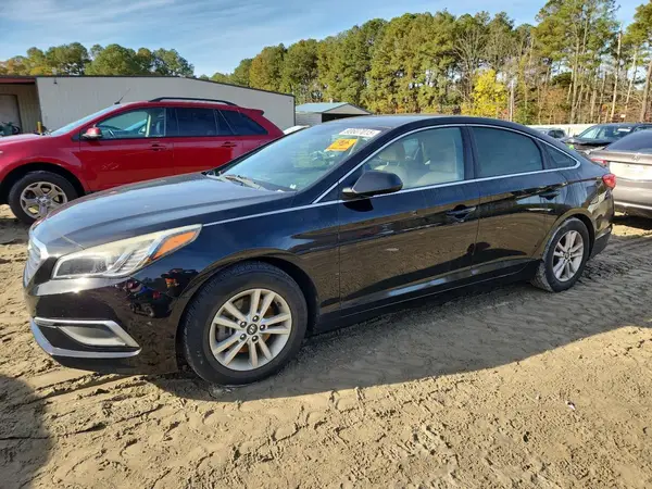 5NPE24AF1HH584269 2017 HYUNDAI SONATA - Image 1