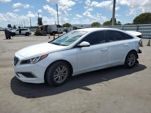 5NPE24AF1HH586281 2017 HYUNDAI SONATA - Image 1