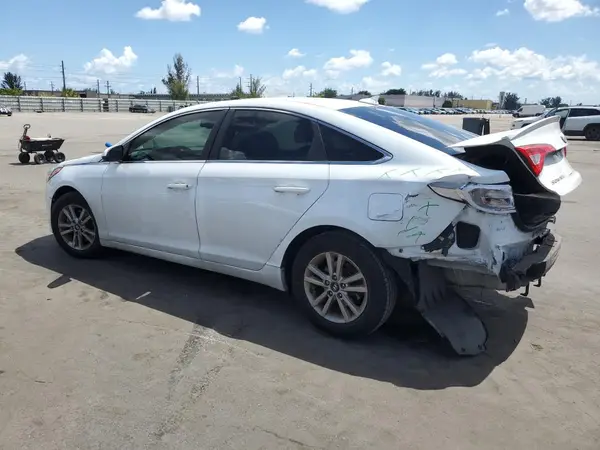 5NPE24AF1HH586281 2017 HYUNDAI SONATA - Image 2
