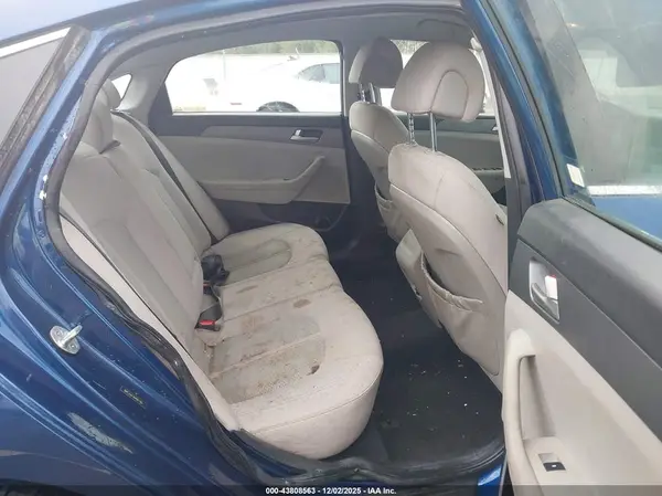 5NPE24AF1HH587785 2017 HYUNDAI SONATA - Image 8
