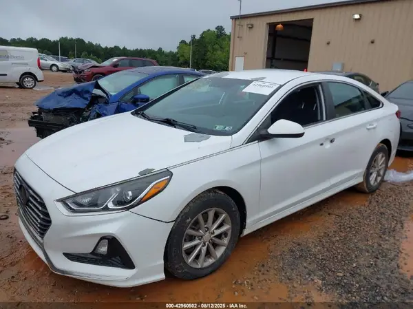 5NPE24AF1JH601769 2018 HYUNDAI SONATA - Image 2