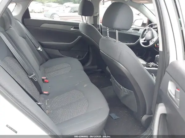 5NPE24AF1JH601769 2018 HYUNDAI SONATA - Image 8