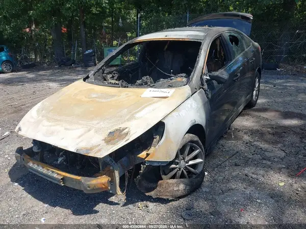 5NPE24AF1JH606521 2018 HYUNDAI SONATA - Image 2