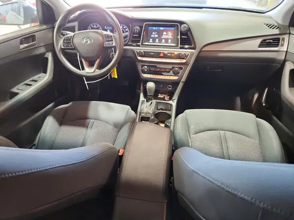 5NPE24AF1JH607023 2018 HYUNDAI SONATA - Image 8