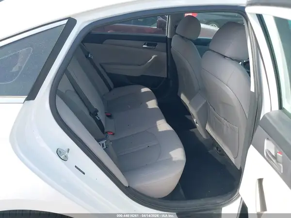 5NPE24AF1JH614960 2018 HYUNDAI SONATA - Image 8