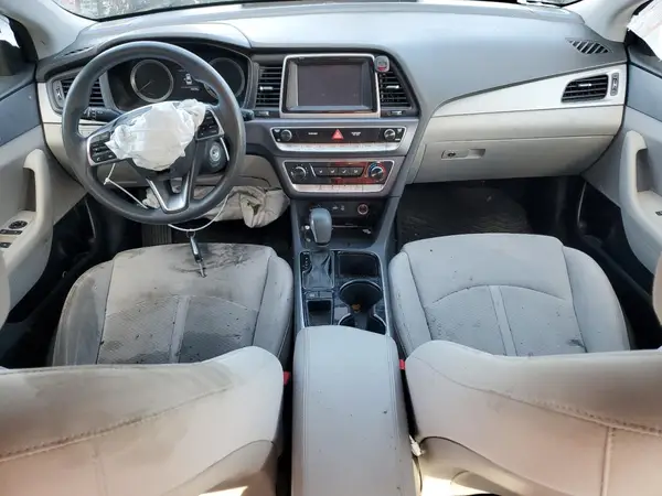 5NPE24AF1JH617468 2018 HYUNDAI SONATA - Image 8