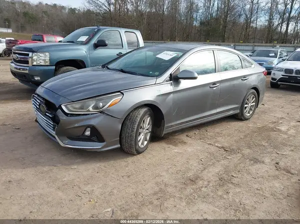 5NPE24AF1JH618412 2018 HYUNDAI SONATA - Image 2