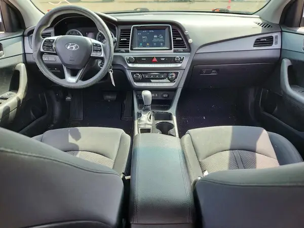 5NPE24AF1JH620144 2018 HYUNDAI SONATA - Image 8