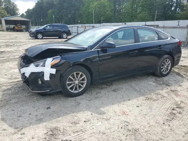 5NPE24AF1JH621021 2018 HYUNDAI SONATA - Image 1