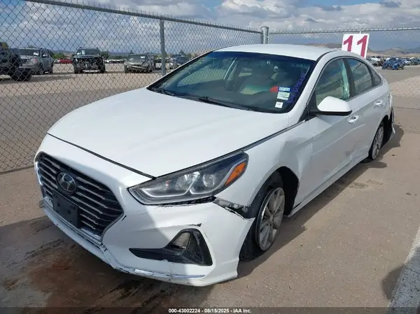 5NPE24AF1JH625005 2018 HYUNDAI SONATA - Image 2