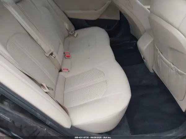 5NPE24AF1JH626963 2018 HYUNDAI SONATA - Image 8