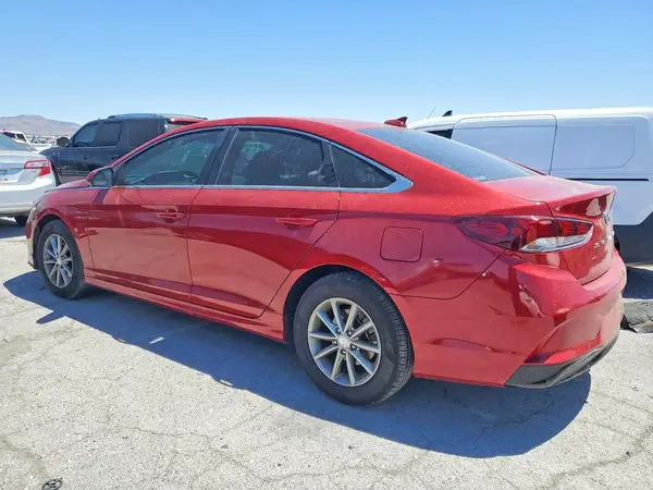5NPE24AF1JH640202 2018 HYUNDAI SONATA - Image 2