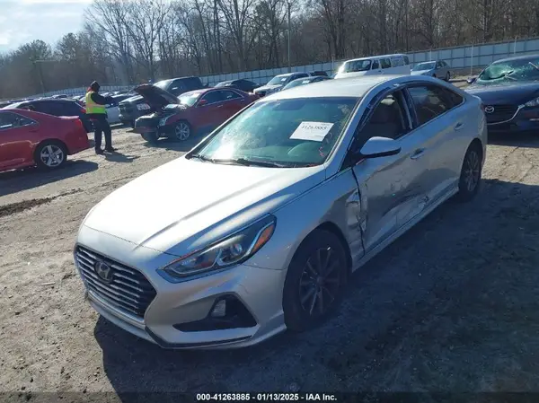 5NPE24AF1JH642449 2018 HYUNDAI SONATA - Image 2